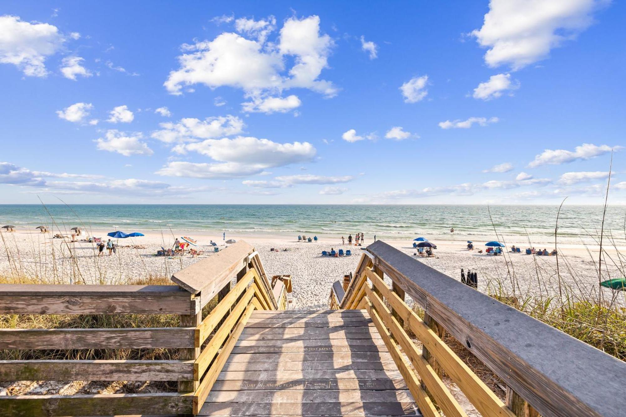 Shellabrate Good Times A Brand New Home For 2024 Only 3 Blocks To The Beach With Community Pool Santa Rosa Beach Exterior photo
